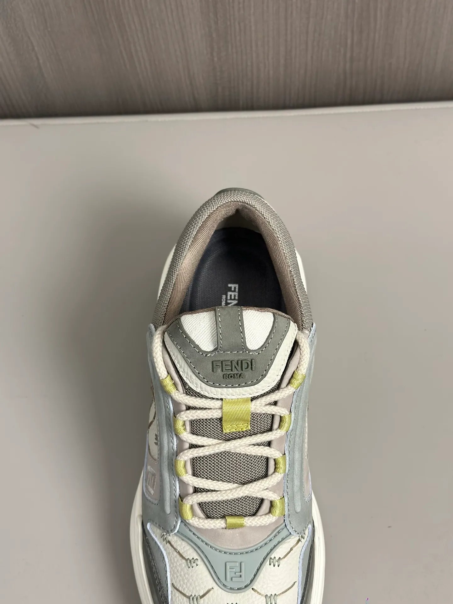 [FENDI] Fendi men's shoes 💰840💰 - High-end quality original casual sports shoes - Upper: Nappa calfskin, pebbled calfskin, tongue and heel; injection molded brand logo plastic module - Lining: brand canvas - Outsole: ultra-light T men's shoes 💰R foam rubber; molded outsole - Ultra-high quality control, fine workmanship: highlighted (high-end, luxury, grade) -Size :39-44 (38, 45, can be customized)